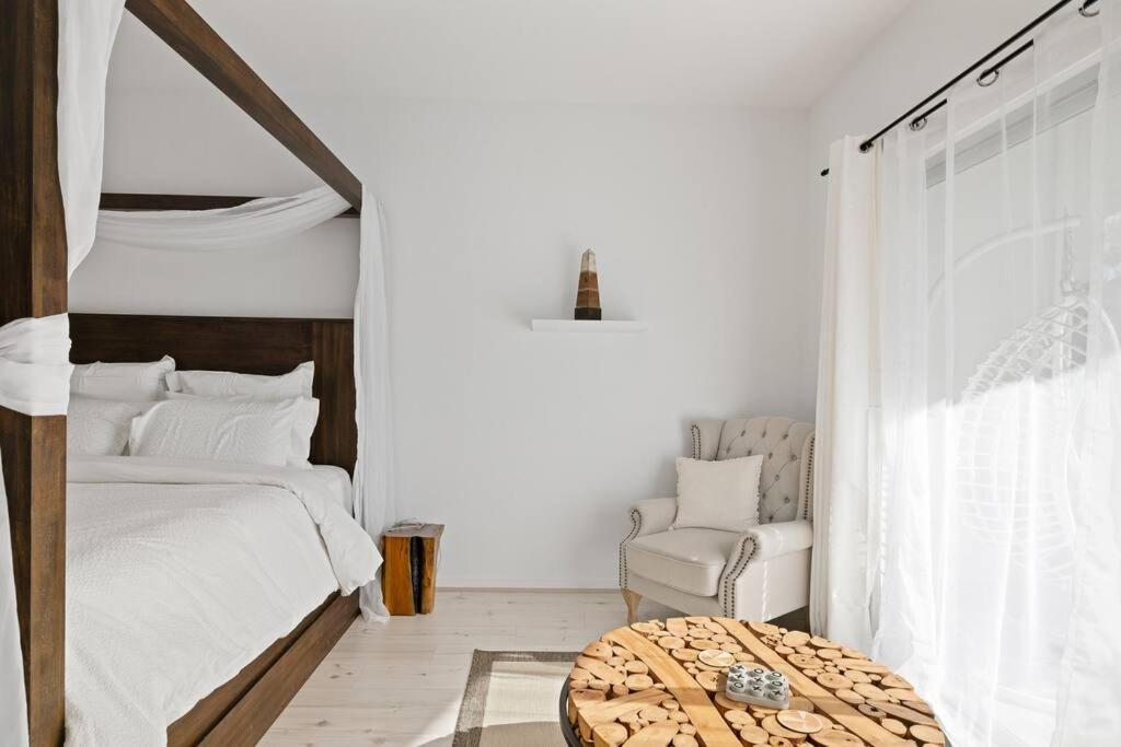 The Lite House Apartment