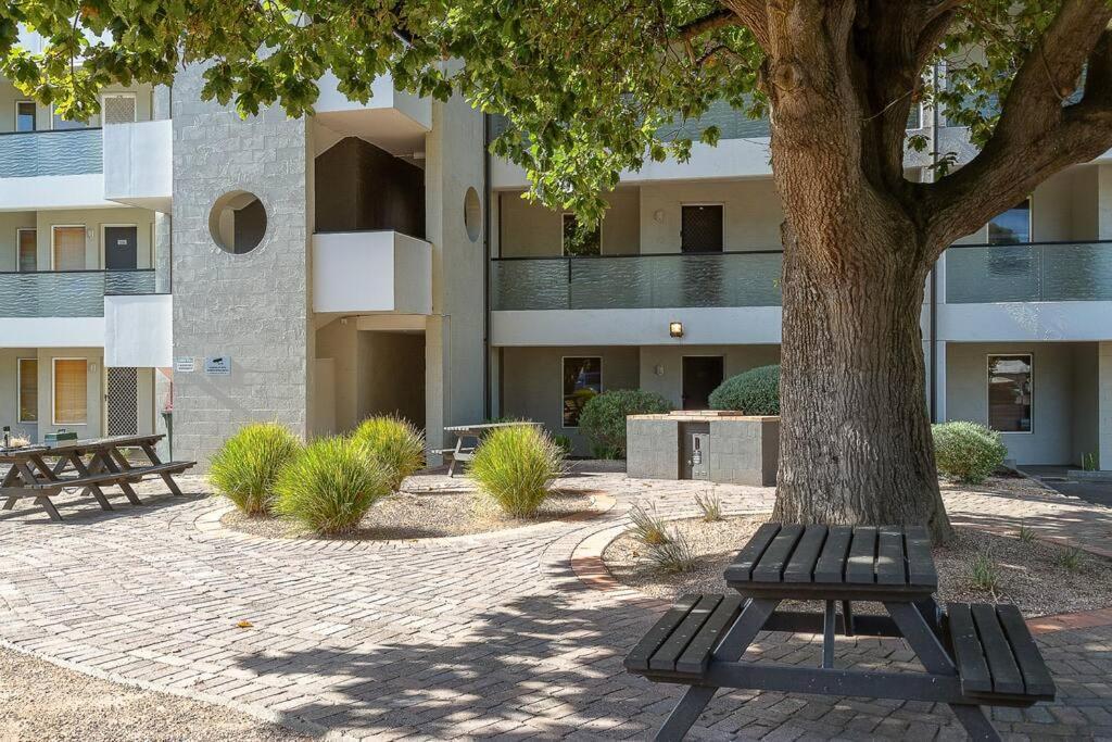 The Lite House Apartment